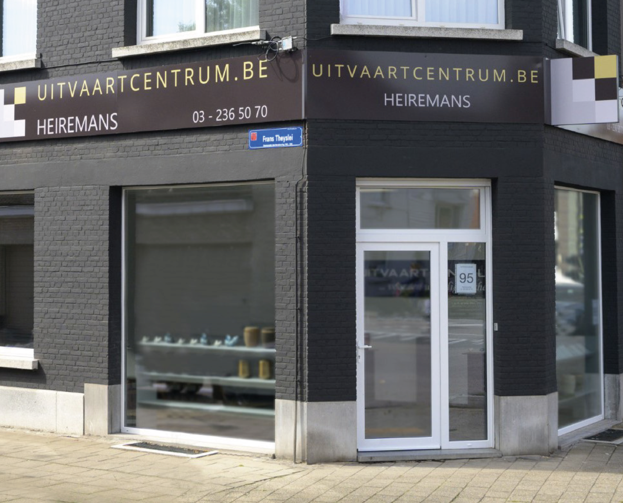 Al meer dan 30 jaar uw lokale begrafenisondernemer